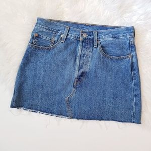 Levi's button fly jean denim frayed mini skirt